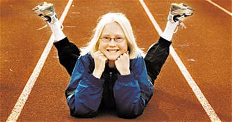 On buzzlearn.com, sara is listed as a successful runner who was born in the year of 1975. Aftonbladet sport: "Jag måste lära mig springa igen"