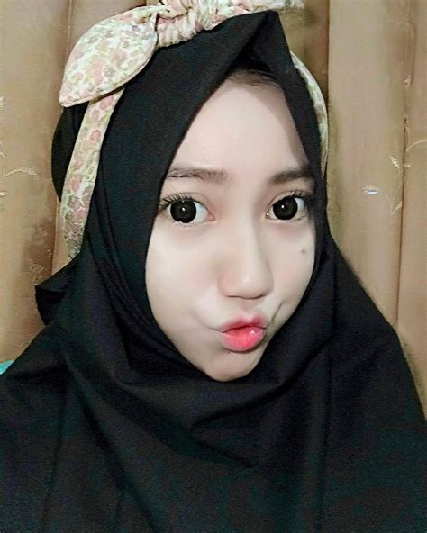 35 foto cewek cantik indonesia idaman para cowok. Foto Cewek2 Cantik Lucu Berhijab Anak Remaja Smp