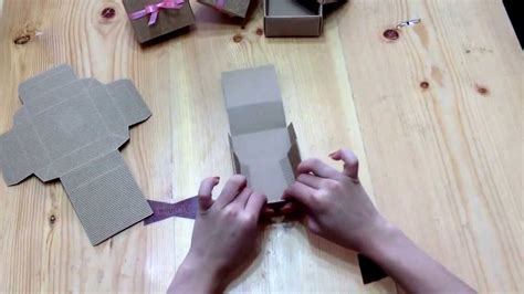 วิธีพับกล่อง กระดาษลูกฟูกน้ำตาล 8x8 - YouTube