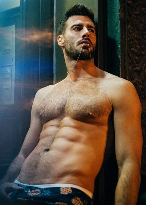 Meet hot guys worldwide or near you on the largest tlv based online community for gay, bi and straights. Justin Clynes in Nocturne by Erik Carter