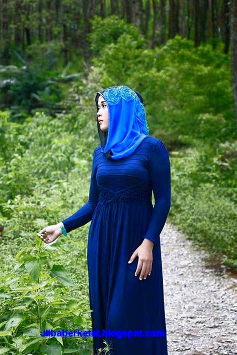 Gestalten sie ihr hochwertiges cewe fotobuch.erfahren sie mehr über das unternehmen cewe aktuelle pressemeldungen & news spannende veranstaltungen & fotokurse stellenangebote. Para Foto Model Hijab Seksi dan Ketat