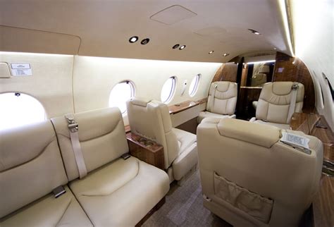 The nextant offers a superior travel experience for discerning customers, with greater comfort & baggage space than nextant 400xt. Nextant 400XT - AP Jets