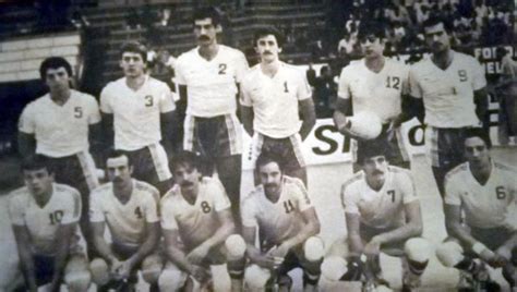 Della «generazione dei fenomeni», julio l'era di julio velasco è indimenticabile per la pallavolo italiana. Pallavolo italiana in lutto: è morto Fabrizio Nassi il ...