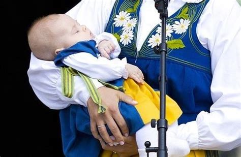 Prinzessin diana, die gebürtig diana frances spencer hieß, wurde am 1. Princess Lenore's christening - June 2014