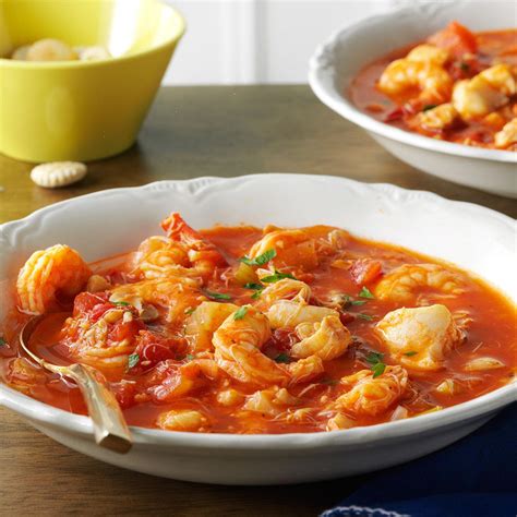 You'll find delicious versions of baccalà, clams casino, shrimp pasta, fried squid, bagna cauda, a variety of seafood stews, and more. Seafood Cioppino Recipe | Taste of Home