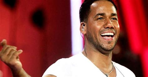 Músicas com letras para você ouvir, ler e se divertir. Romeo Santos vacaciona con su novia en Los Cabos