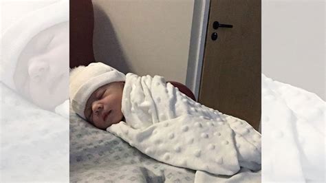 As his parents were involved in the oil he came into a relationship with michele lacroix in 2014 and the couple gave birth to a son, mason milian de bruyne on 10 march 2016. Kevin de bruyne is vader geworden van een zoontje, mason ...