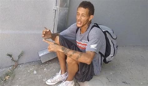 A reminder that mental illness does not discriminate. Former NBA Player Delonte West Spotted Looking Down and Out in Recent Photo