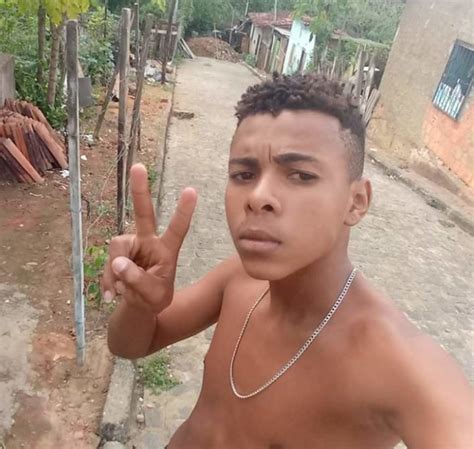 Δείτε το προσωπικό τους πορτφόλιο φωτογραφιών στο pexels →. Jovem de 14 anos é executado em São João do Panelinha ...