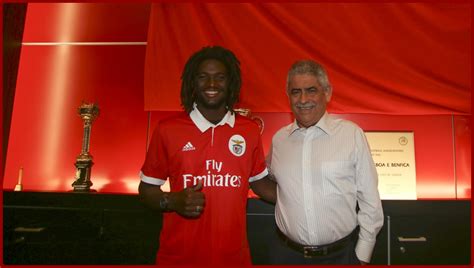 Tavares играет с 2018 в sl benfica b (slb b). EternamenteBenfica: DAVID TAVARES RENOVA CONTRATO