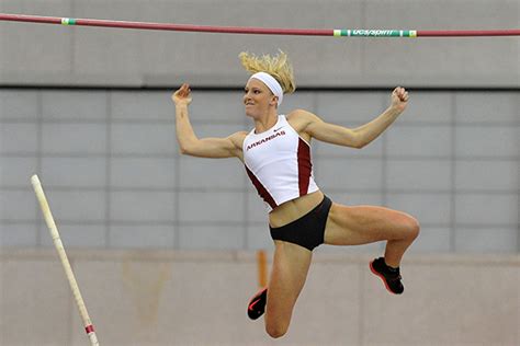 My name is sandi morris and i am an elite pole vaulter. WholeHogSports - Morris named national athlete of the week