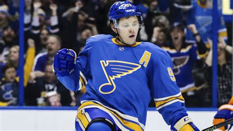 Winners league 24.05.2021 tarasenko i. Blues' Vladimir Tarasenko leaves bubble for shoulder ...