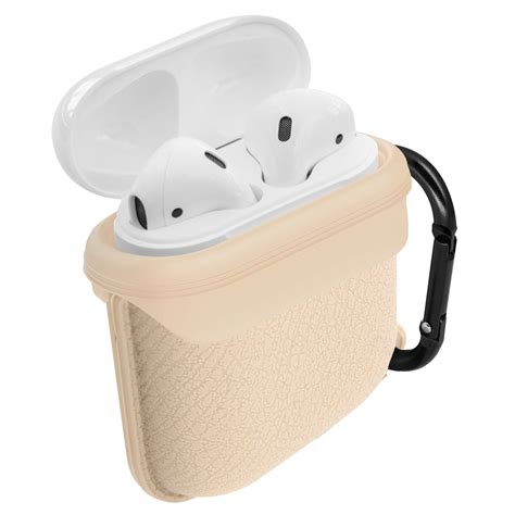 Airpods are wireless bluetooth earbuds created by apple. Apple AirPods (1. und 2. Generation) Silikonhülle ...