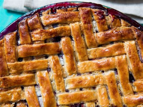 And many many pretty pie crust ideas from martha stewart make this savory tart as an appetizer or meal! Pie Crust Meal Ideas - Back To Basics- Easy Pie Crust Recipe For Perfect Pie ... - Sign up to ...