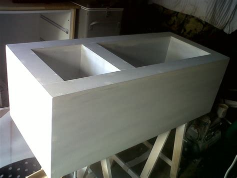 It's a simple way to add a new colour or sheen to your existing kitchen makeover, when the doors and drawer fronts may still be in perfectly good working order. Jono's Custom Cre8ions: Floating Units