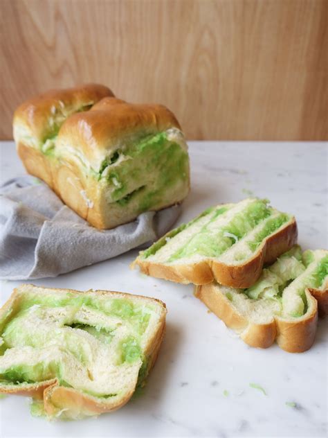 If only i were still in japan i would use hokkaido milk to make a hokkaido milk bread! Pandan Coconut Hokkaido Milk Bread | Hokkaido milk bread ...