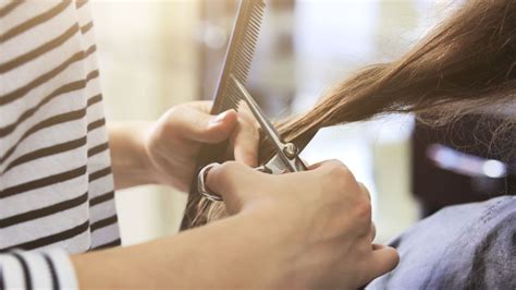 Une coiffure courte ne sied pas à tout le monde comme. Morpho-coiffure : comment choisir sa coupe de cheveux en ...