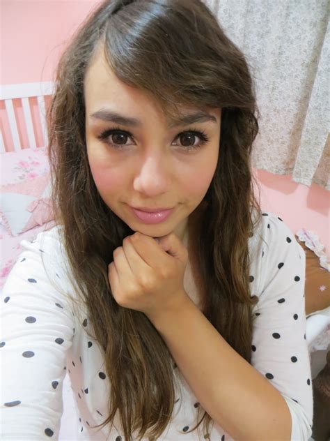 Site pour adulte comportant de la nudité. AtomicNony ♥: Candy Doll Lipgloss Review Macaroon Pink
