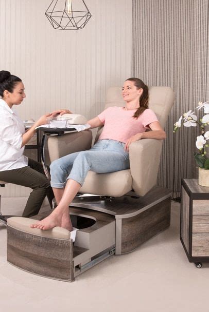 Wholesale salon and spa equipment and furniture. Pedicure Chair - Element | No-Plumbing | Pedicure chair ...