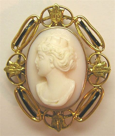 Victorian Solid 10k Yellow Gold Conch Shell Cameo Brooch | Shell cameo, Cameo brooch, Cameo
