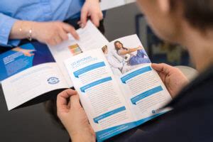 L'abdominoplastie, ou plastie abdominale, correspond à une intervention de chirurgie réparatrice ou esthétique de l'abdomen. Chirurgien esthétique Marseille témoignages
