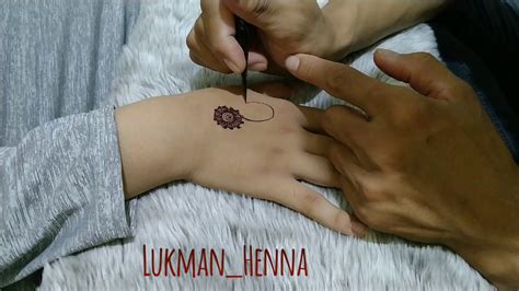 Henna tangan simple dan mudah. Tutorial henna tangan simple mudah || henna tangan simple ...