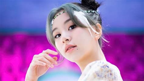 Desktop wallpaper twice, music band, asian singers, hd image, picture, background, fb2bc0. Twice Chaeyoung Wallpaper Pc : Chaeyoung Son Chae Young 4k ...