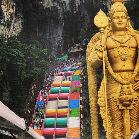 Agop batu tulug caves is an archaeological site in the malaysian state of sabah and refers to a group of several caves in a steep limestone cliffs in the kinabatangan district. PHOTOS The Batu Caves Stairway Has A Colourful New Look ...
