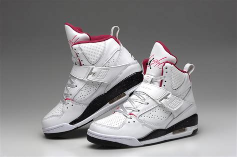 Découvrez nos baskets femme jordan avec la nouvelle collection summer 2021. jordan basket femme pas cher