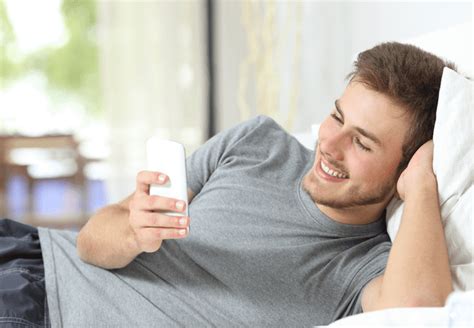 How to attract a cancer woman five clever ways to make a cancer woman fall in love with you! How To Attract a Taurus Man Through Text Messages | Taurus Man