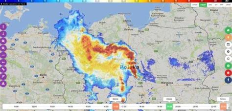 A bow echo also lowers the chance of a tornado being formed in the storm itself. Five dead as violent bow echo storm system hits Poland ...