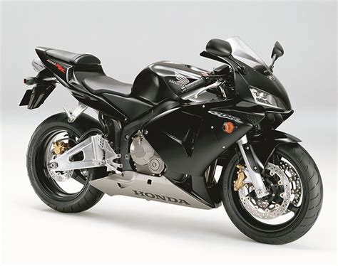 And that's why we strive to make our honda cbr600rr models as good as they are. Honda CBR600RR PC37 (2003-2006): Test und Gebrauchtberatung