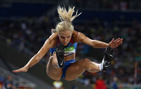 He was the first american track and field athlete to win four gold medals at a single olympic games. Novias olímpicas presenta: La polémica y hermosa Klíshina ...