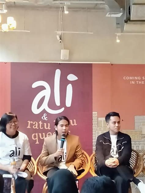 Beranda 2021 ali & ratu ratu queens (2021). Palari Films bekerja sama dengan Iqbaal Ramadhan , membuat ...