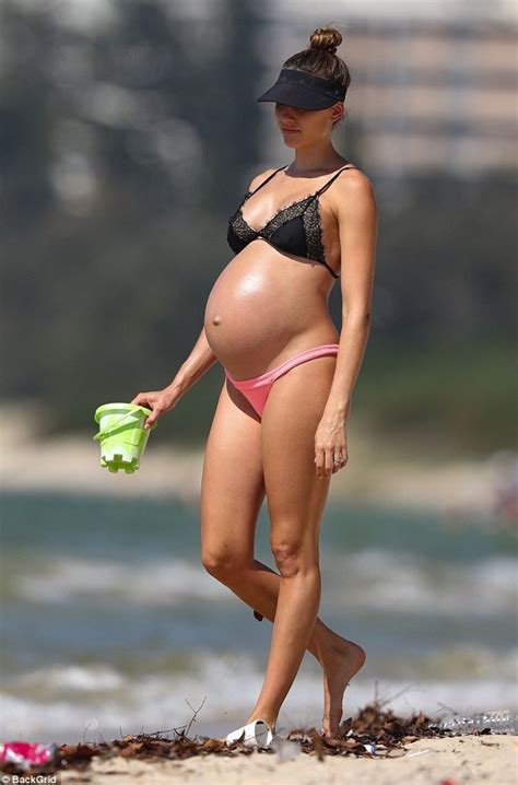 Tries out her new toy. Rachael Finch | Bauch weg, Babybauch, Baby