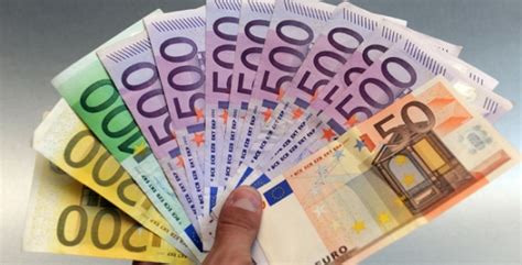 Champanger färbiges hochzeitskleid der marke st. Piccolo prestito da 3000 euro: migliori offerte di banche ...