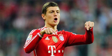 Der transfer von fußballweltmeister toni kroos von bayern münchen zu real madrid ist perfekt. El Barcelona se entromete en la operación Toni Kroos ...