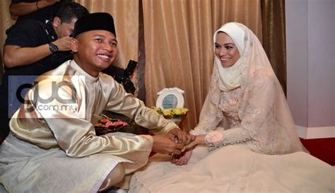 Cerita natasha hudson bersama keluarga nya yang bukan islam. Gambar Majlis Pernikahan Natasha Hudson Dan Khalid Kamal ...