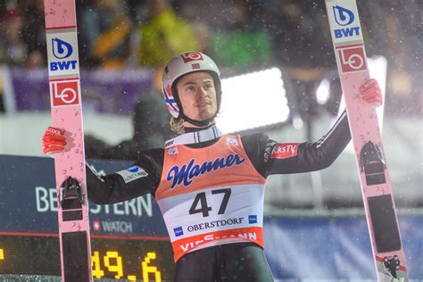 Born 24 january 1994) is a norwegian ski jumper, 2018 ski flying world champion and 2018 team olympic champion. Vol à ski : Daniel Andre Tande champion du monde (ski ...