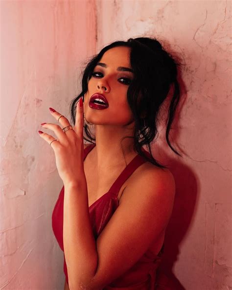 J hope chicken noodle soup feat becky g реакция. 6 Pesona Becky G, Rekan Duet J-Hope BTS di 'Chicken Noodle ...
