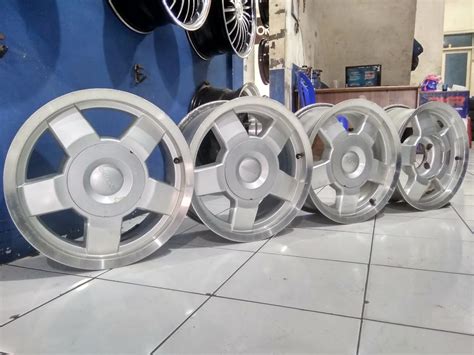 Maybe you would like to learn more about one of these? Jual Velg Mobil STD Escudo Ring 16 lebar 6 pcd.5x139,7 ...