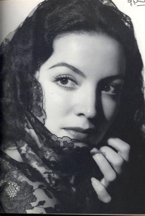 Hizo cine extranjero filmando películas en argentina, españa, italia y francia. Maria Felix | Mexican actress, Mexican women, Beauty