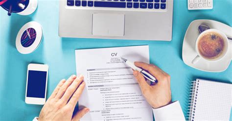 Create *your* cv in 15 minutes. 4 tips om je cv te verbeteren - Jobat.be