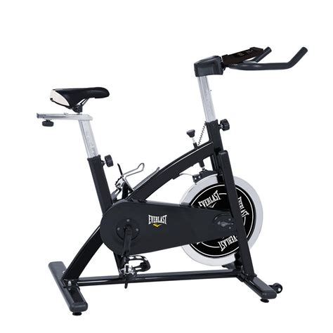 The handlebars have multiple grip positions, so you don't have to compromise with your comfort. Everlast M90 Indoor Cycle Reviews : The 10 Best Exercise Bikes For Home In 2021 : Everlast soft ...