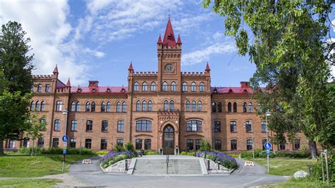 Hos oss kan du göra skillnad på riktigt. Lista över grundskolor och grundsärskolor i Gävle kommun ...