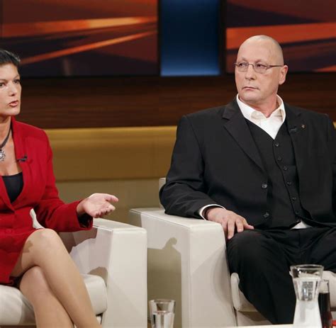 Erfahren sie news und wissenswertes zum thema sahra wagenknecht. Late Night: Anne Wills Plädoyer für die Mittelschicht - WELT