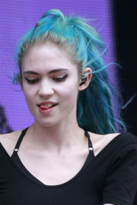 Foot fetish black and ebony. Grimes Hairstyles & Hair Colors | Steal Her Style