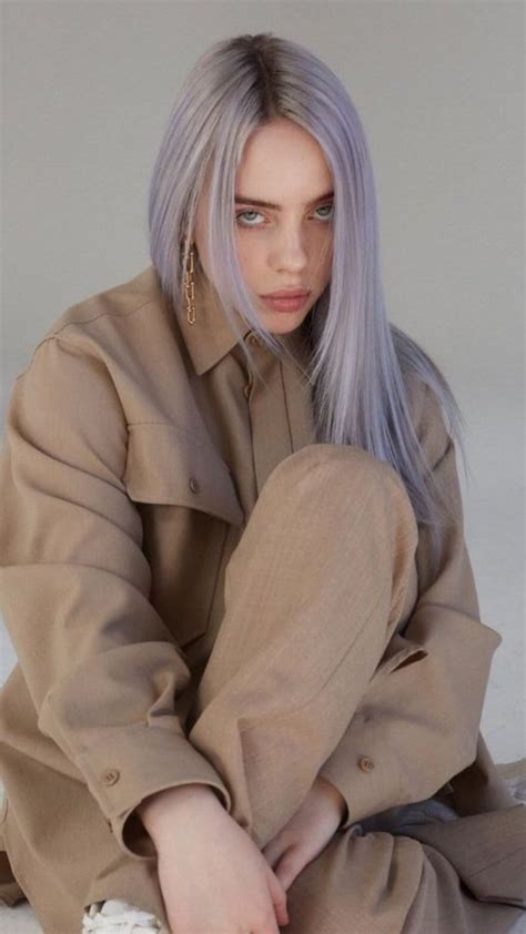 Her debut single ocean eyes went viral and got over 194 million streams on spotify. Pin auf Billie Eilish.