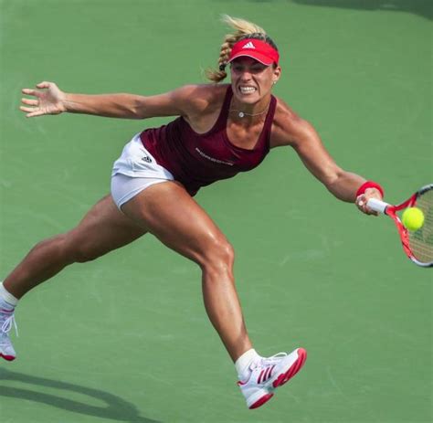 Nastasja schunk verpasst einen triumph in wimbledon. Tennisspielerin Kerber fehlt noch ein Sieg zu Platz eins ...