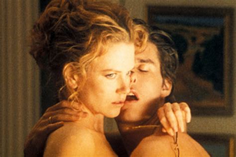 The official facebook page of eyes wide shut. Movies: Movies A-Go-Go Christmas Extravaganza: Eyes Wide Shut